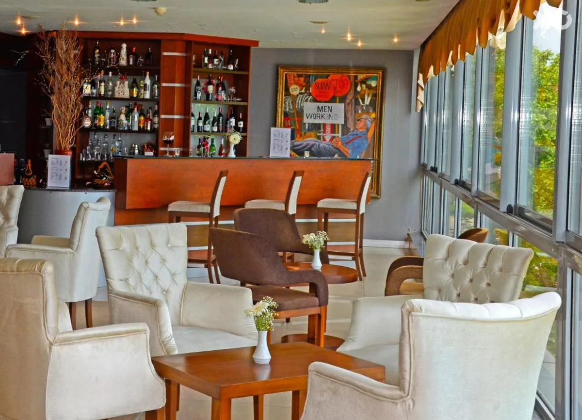 Lara Hotel