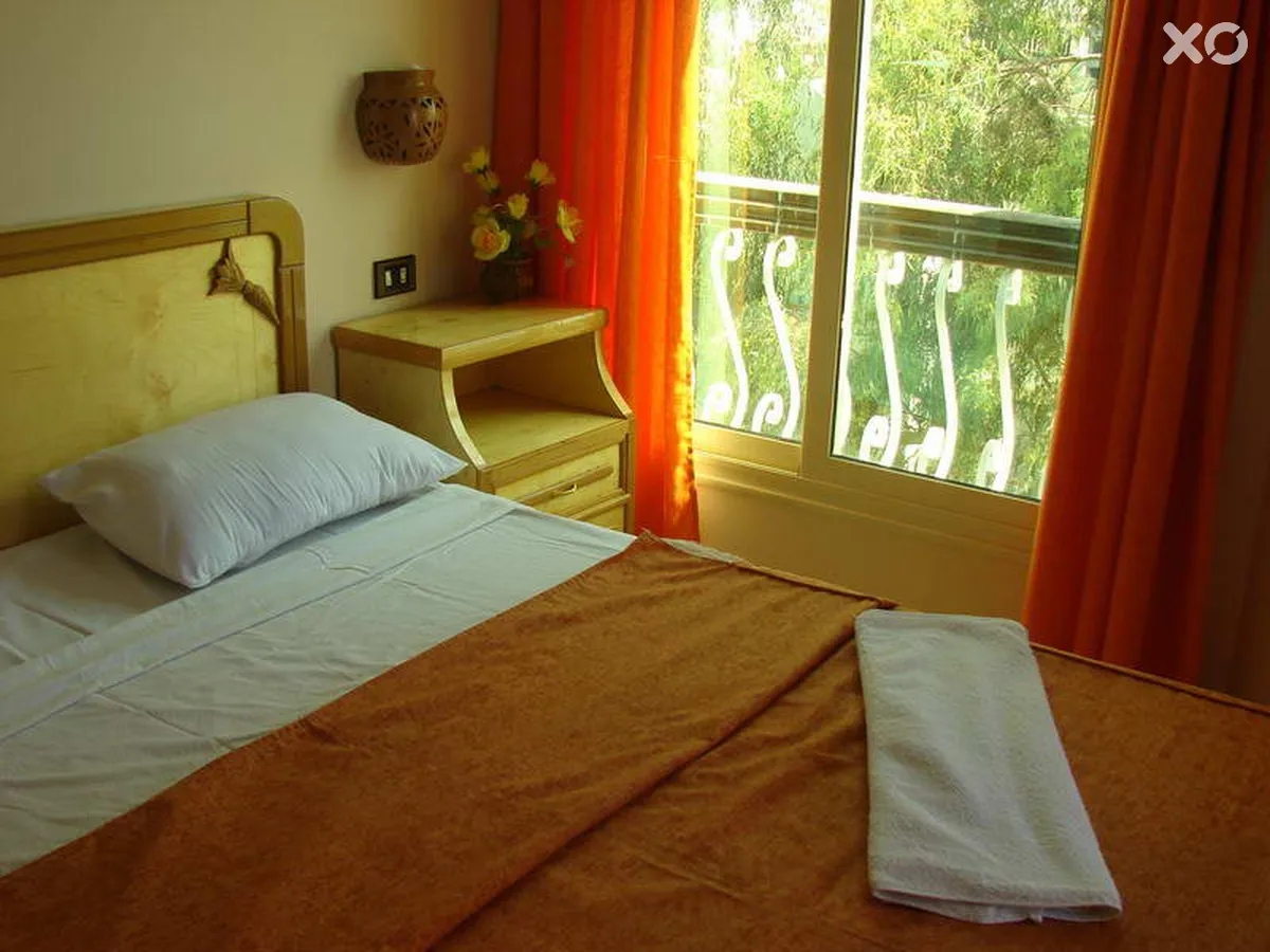 Golden Rose Hotel