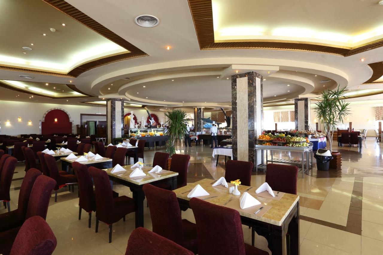 Rehana Royal Beach Resort Aqua Park & ​​Spa