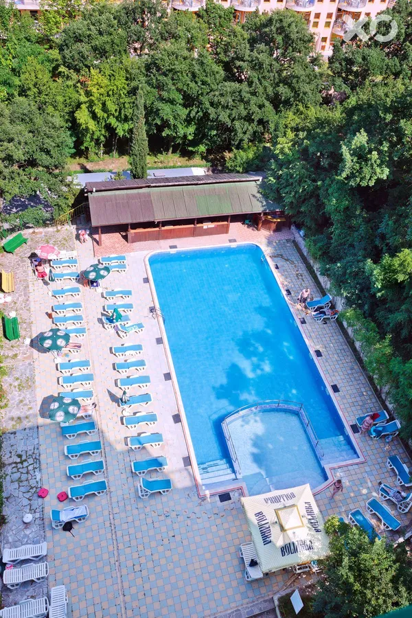 Sunny Varshava Hotel
