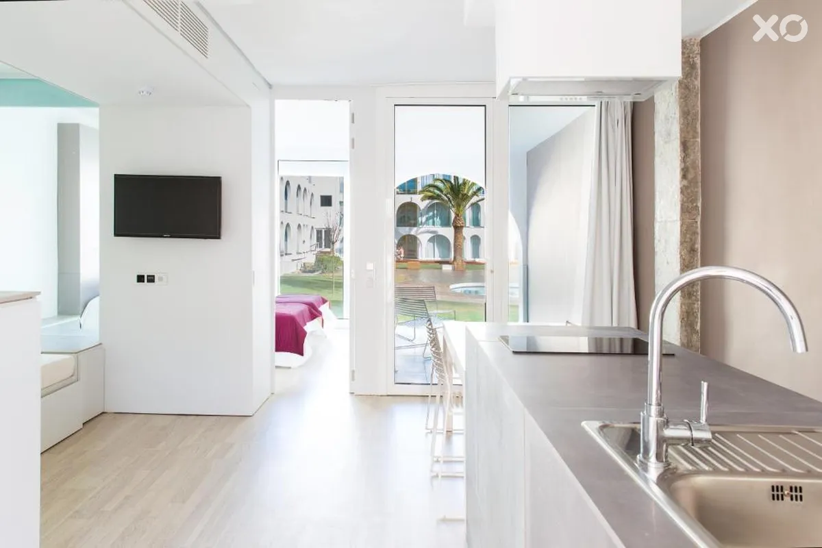 Ebano Hotel Apartments & Spa