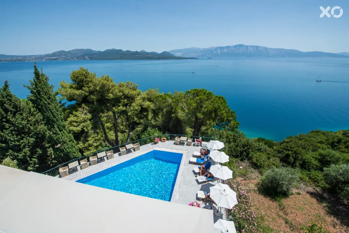 Aliki Hotel