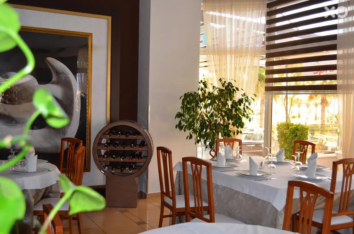 Arvi Hotel