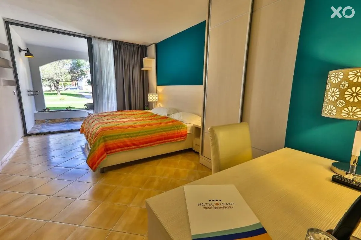 Otrant Hotel