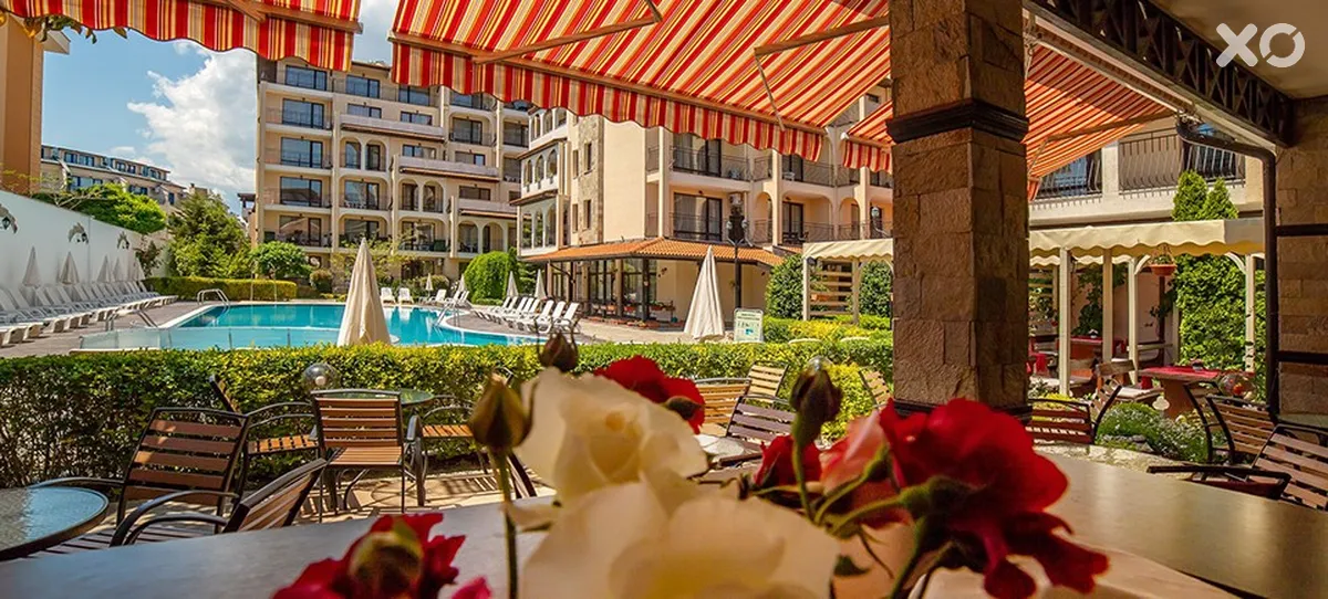 Rose Village Aparthotel
