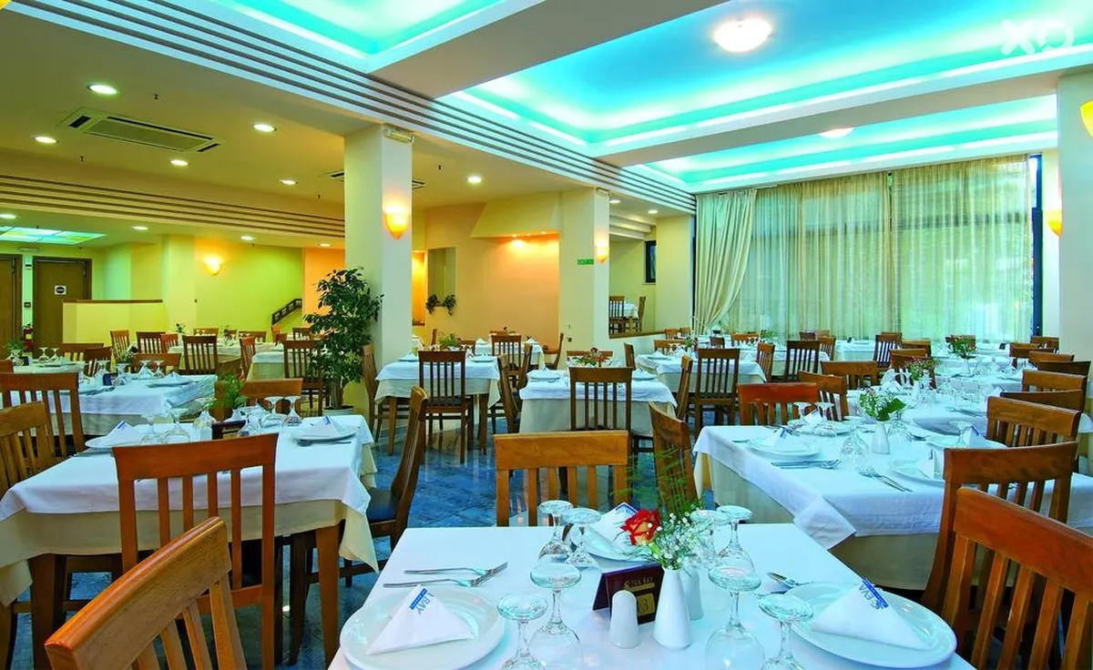 Eva Bay Hotel
