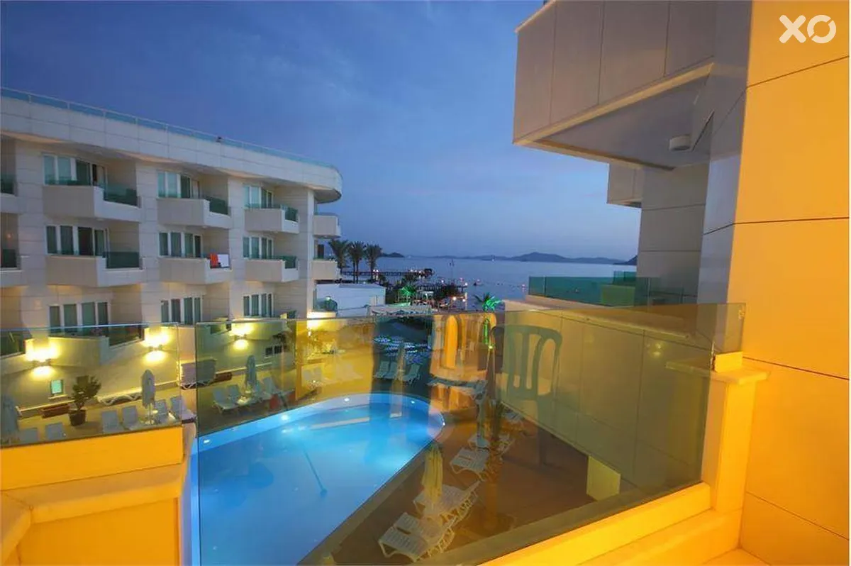 Dragut Point South Hotel