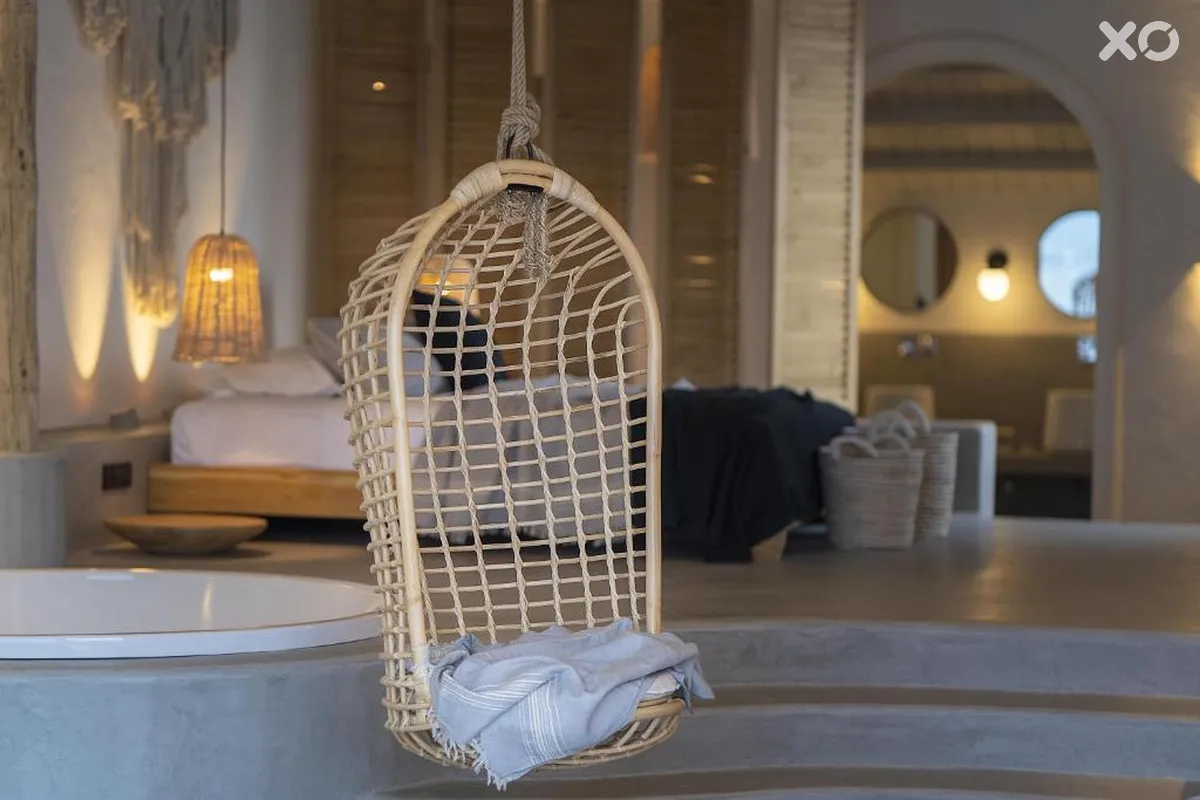 Yacht Boheme Hotel