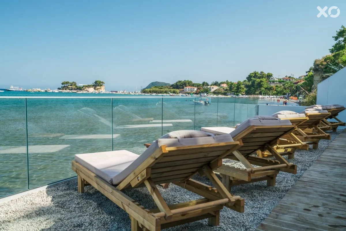 Denise Beach Hotel