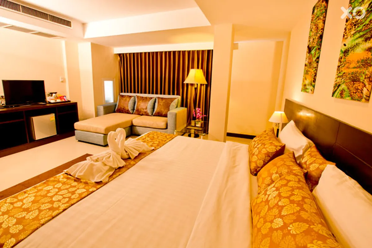 Sinsuvarn Airport Suite