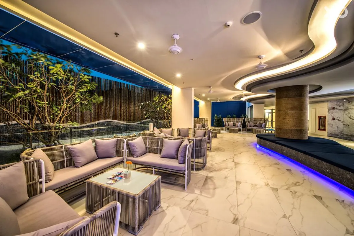 Clover Patong Phuket Hotel