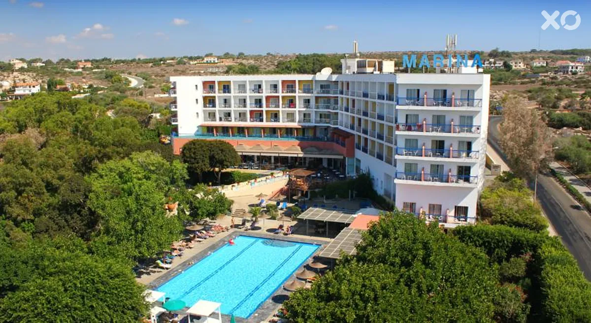 Marina Hotel