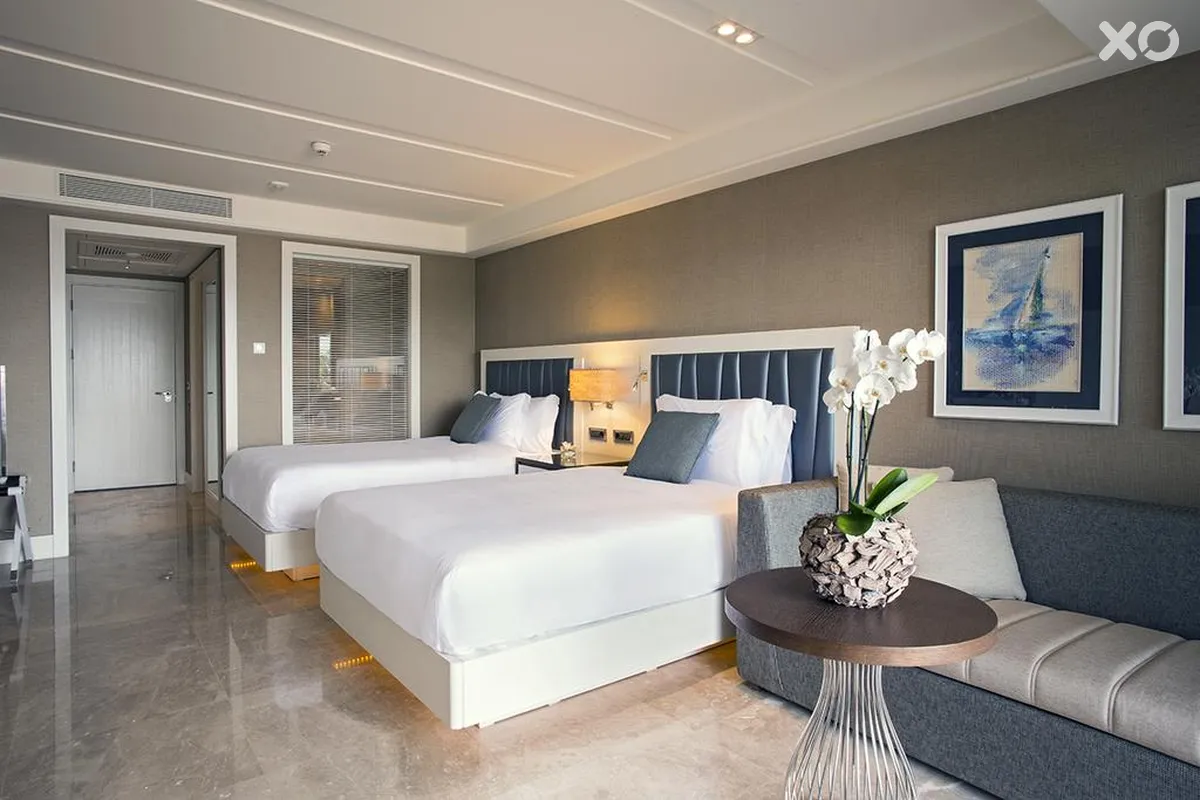 Caresse a Luxury Collection Resort & Spa