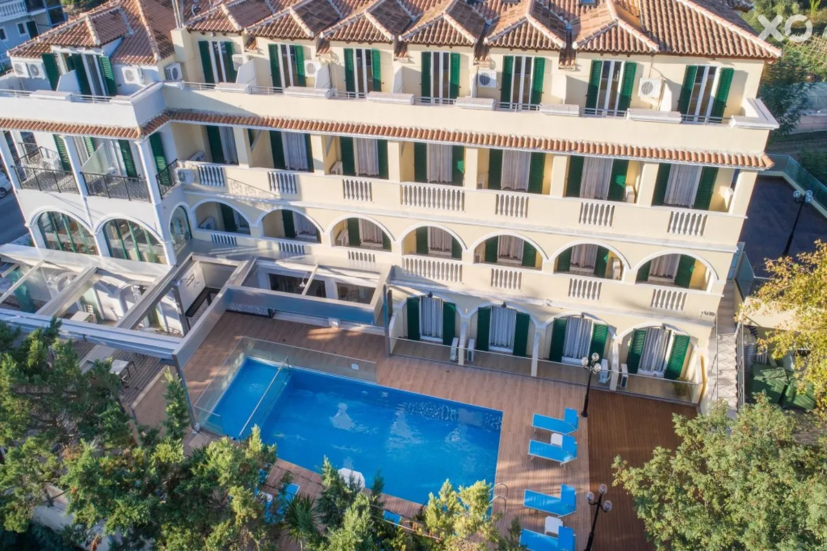 Denise Beach Hotel