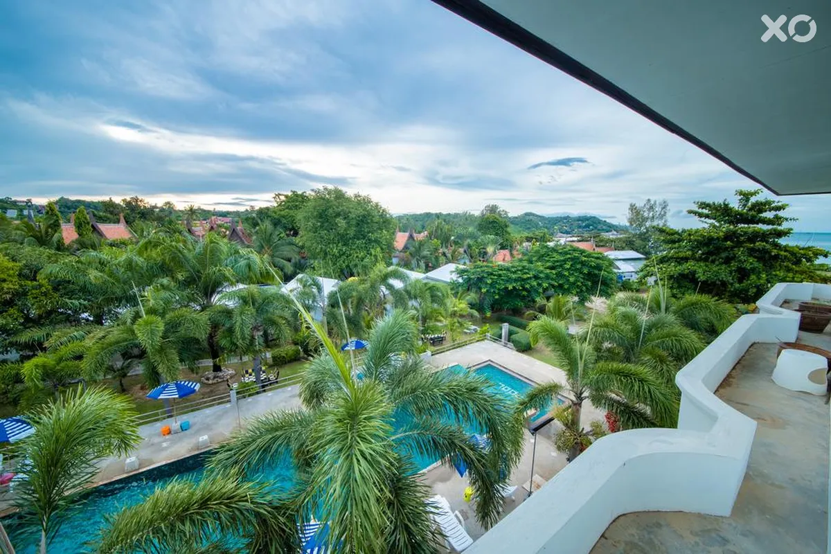 Bay Beach Resort