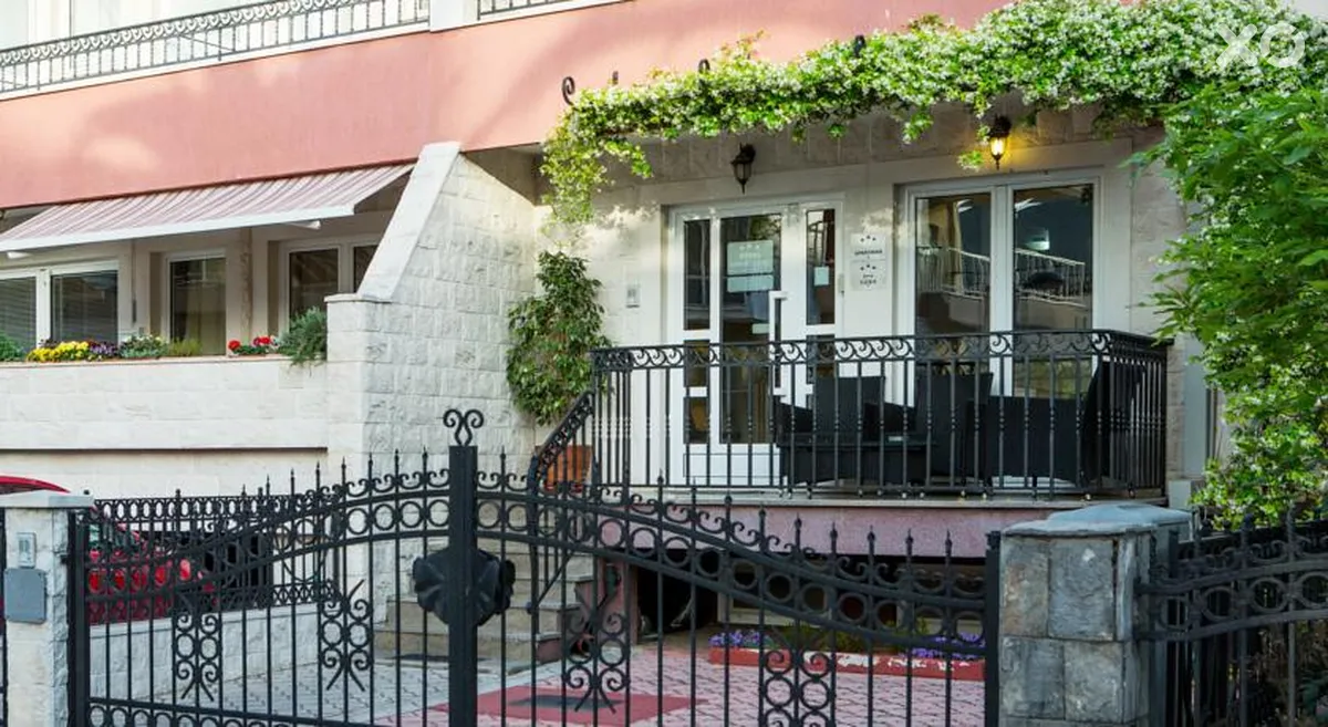 Ivona Apartments