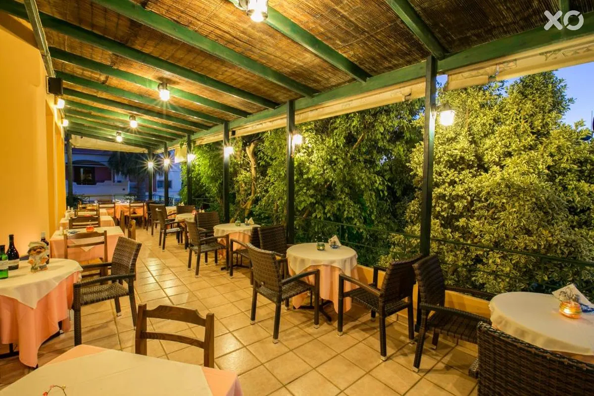 Elotia Hotel