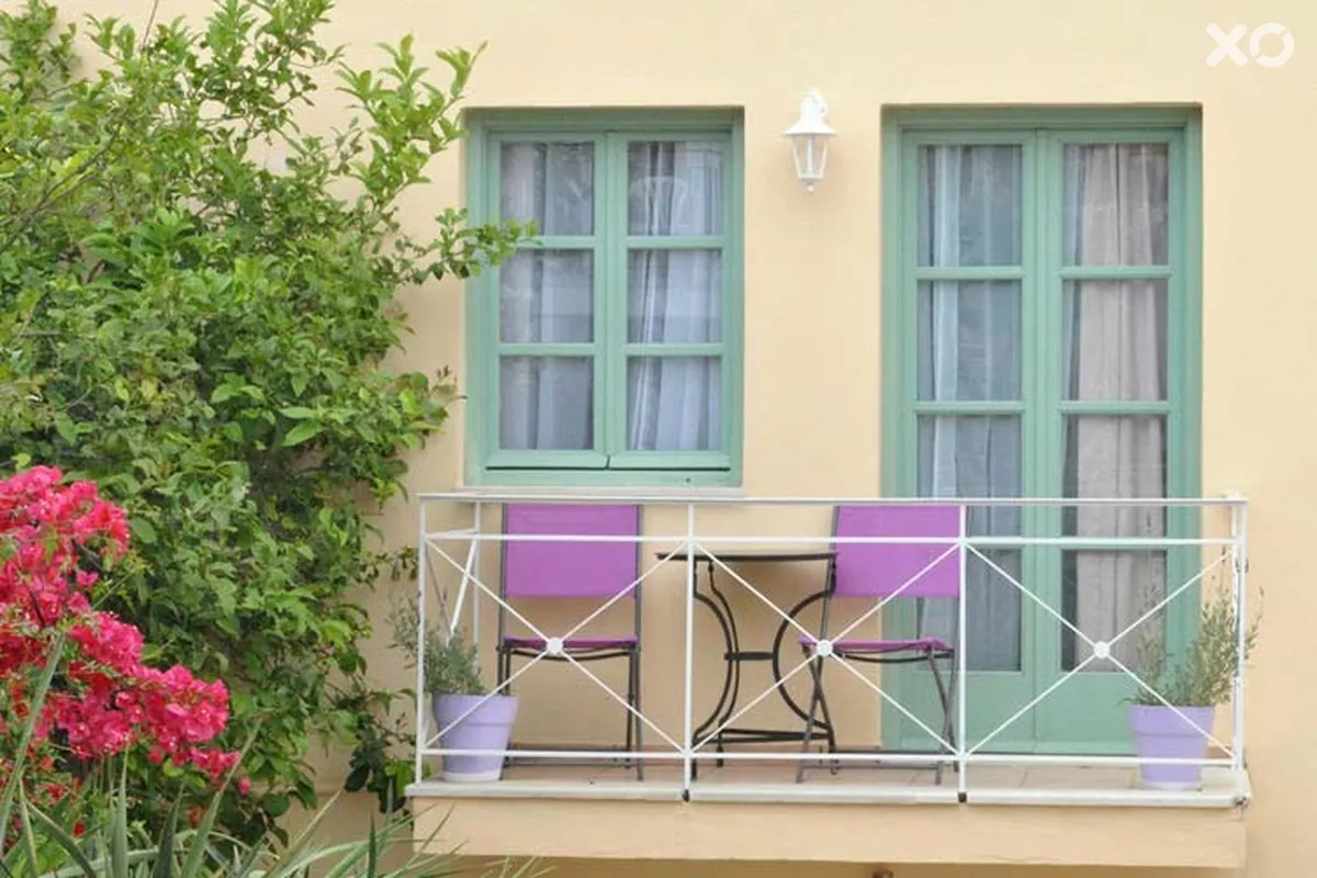 Mythos Suites Hotel