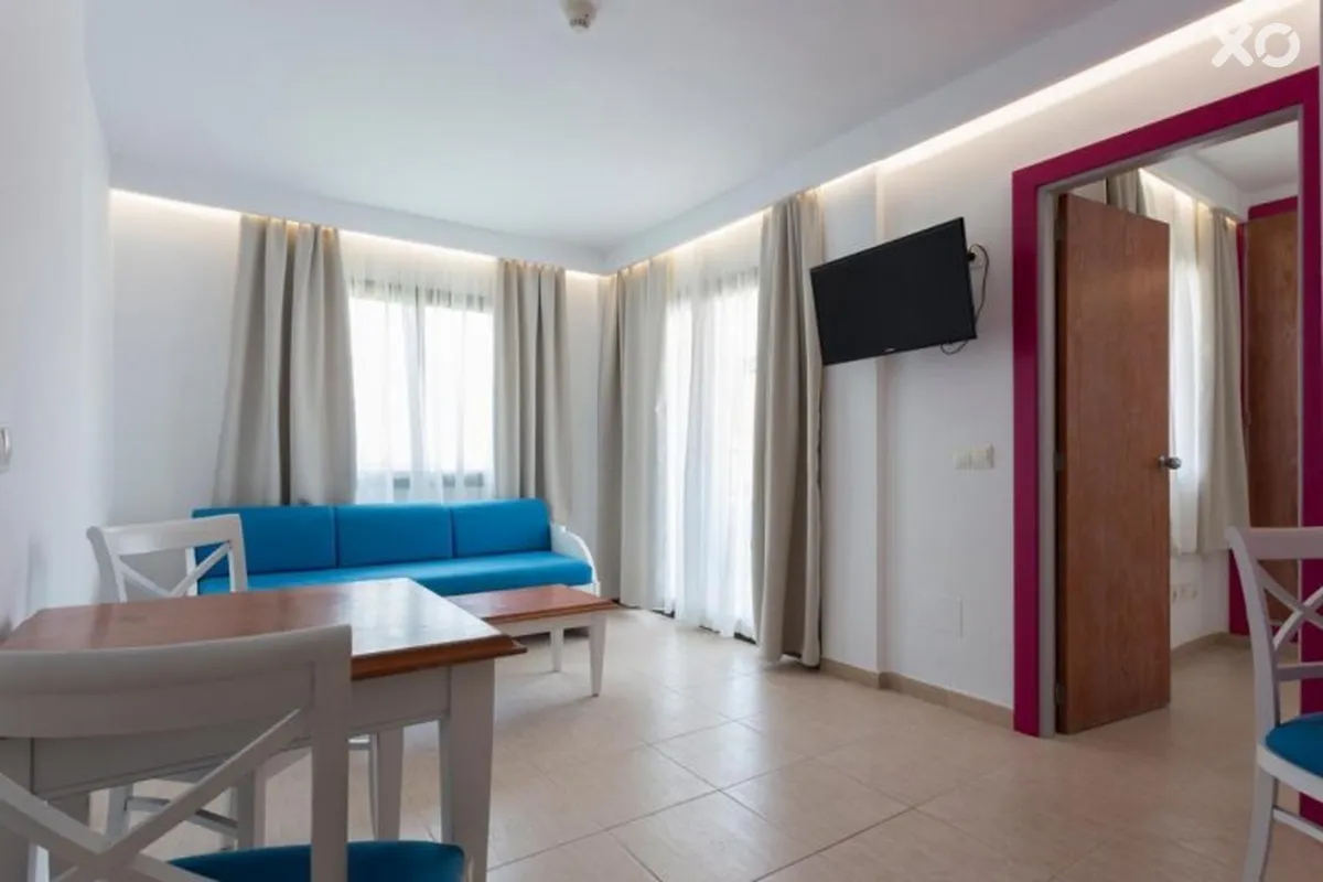 Guya Wave Hotel