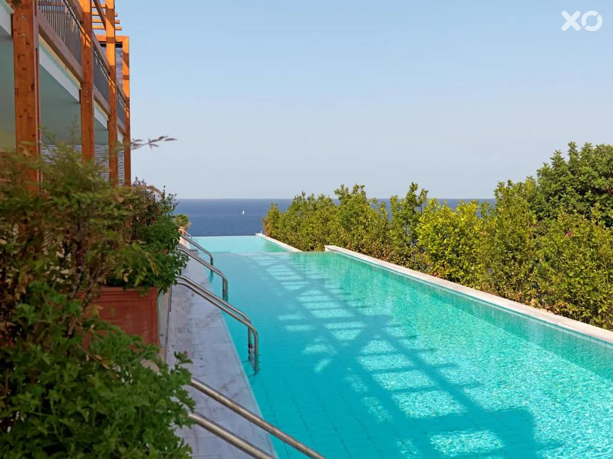 Apostolata Island Resort & Spa