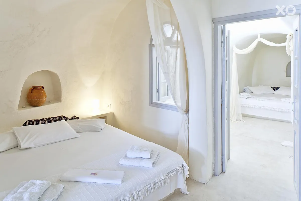 Oia Mare Villas