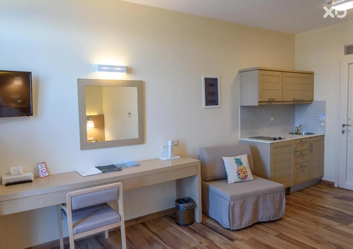 Grecian Castle Hotel