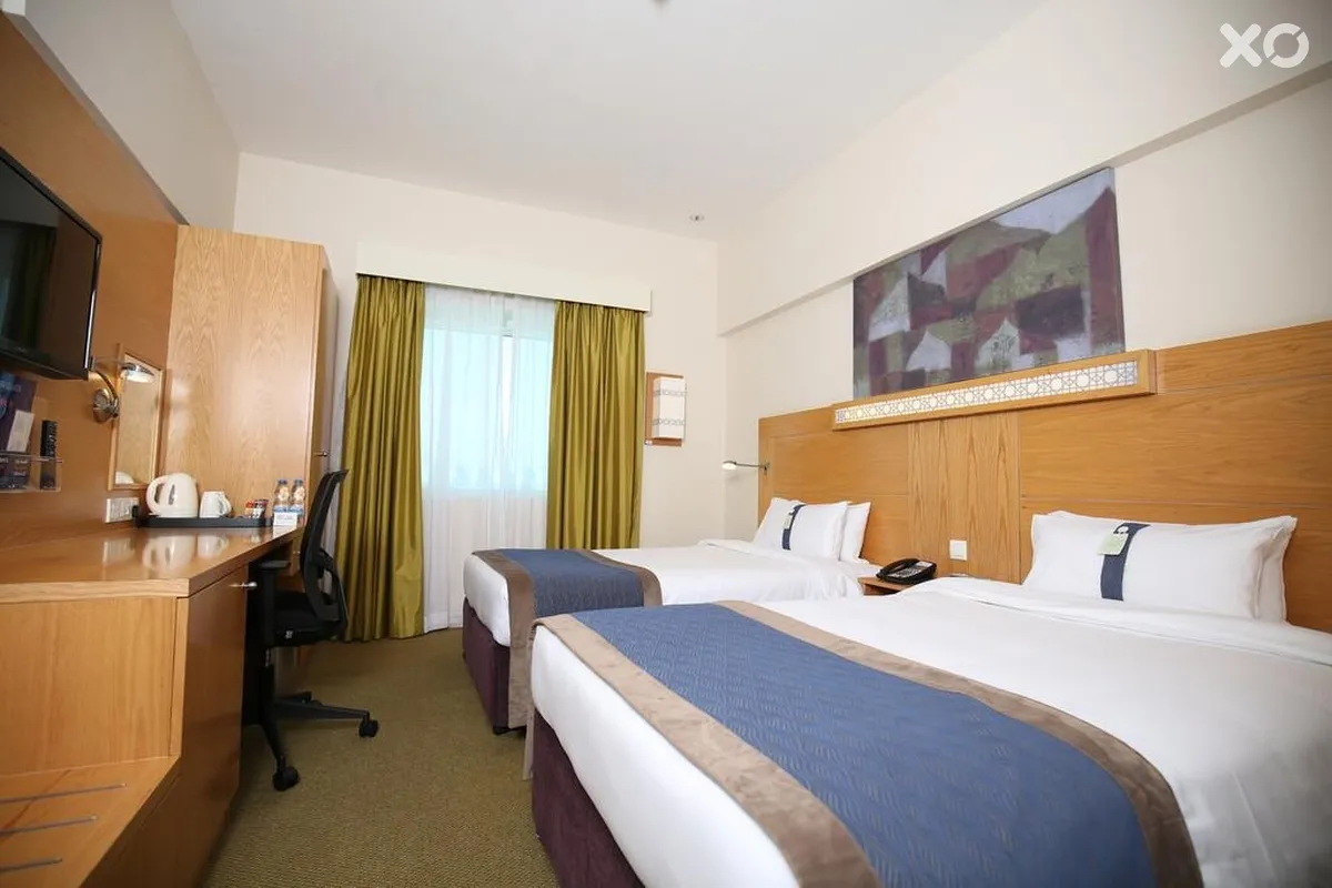Holiday Inn Express Dubai Airport
