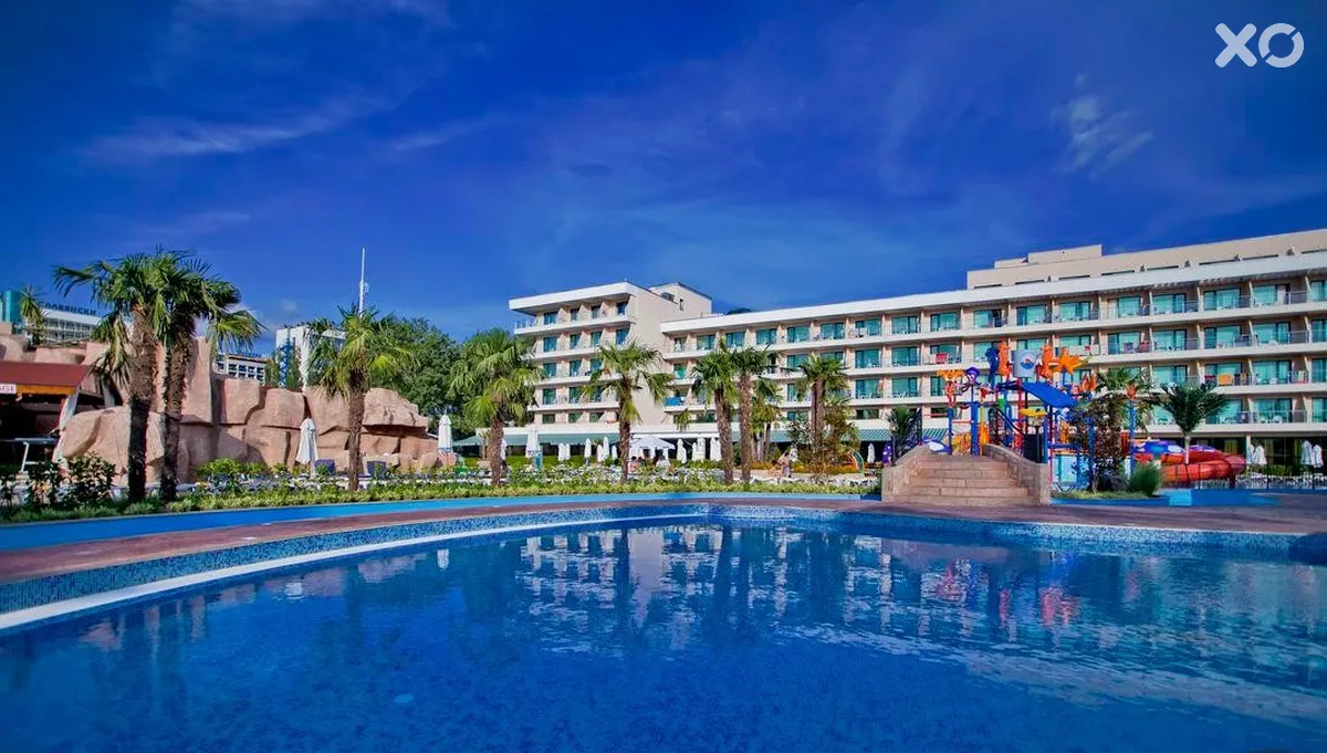 DIT Evrika Beach Club Hotel