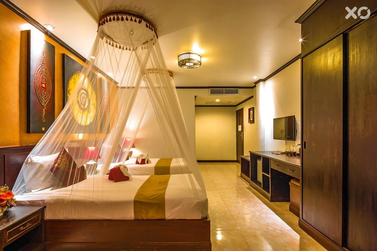 Tanawan Phuket Hotel