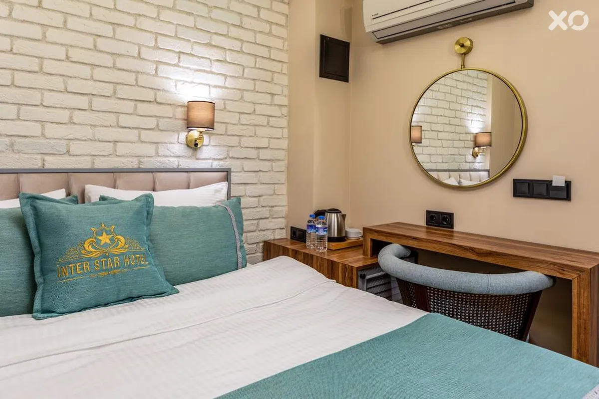 Interstar Hotel