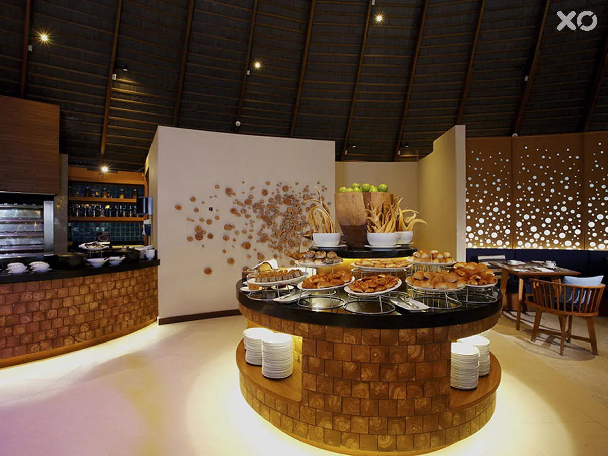 Centara Ras Fushi Resort & Spa Maldives