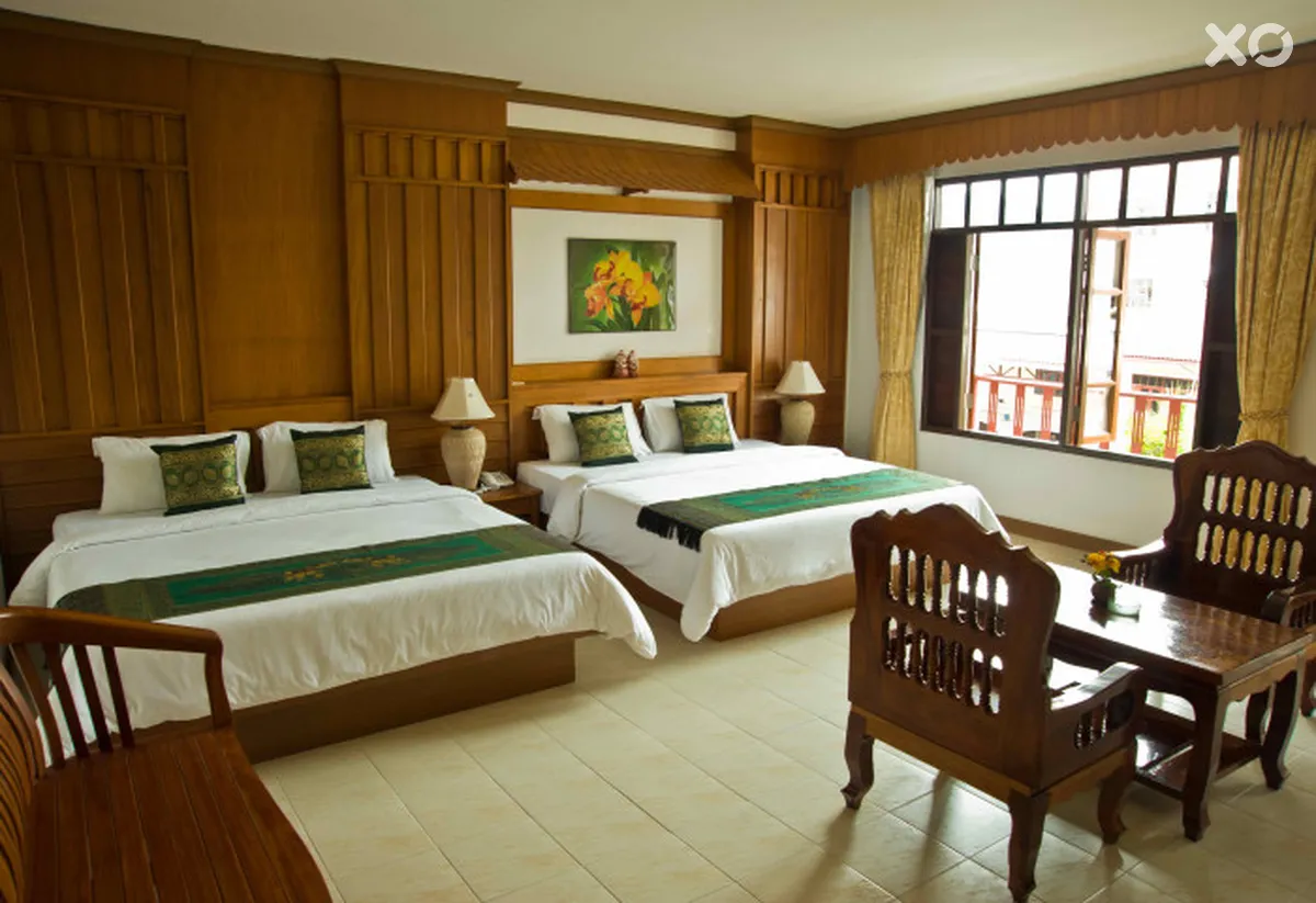 Tony Resort