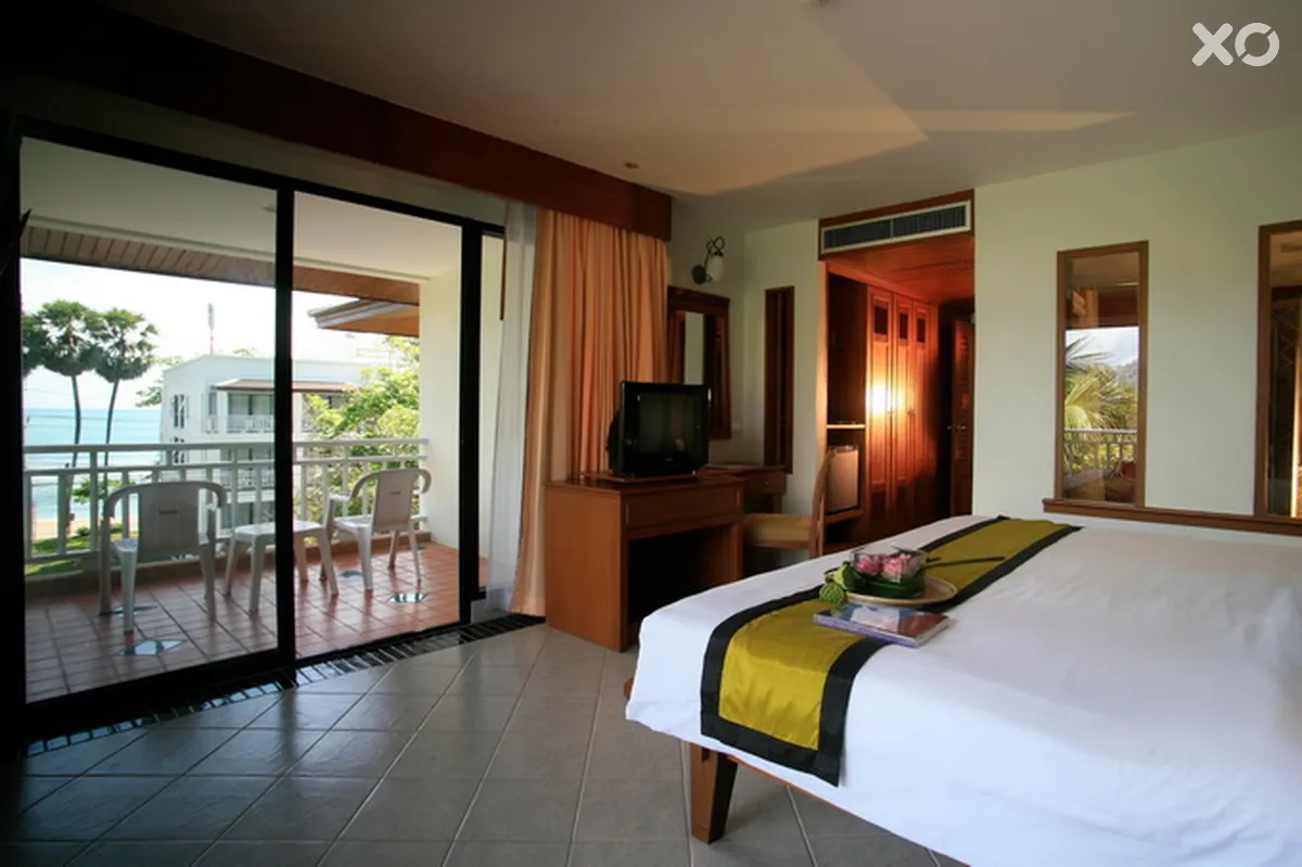 Sunset Beach Resort