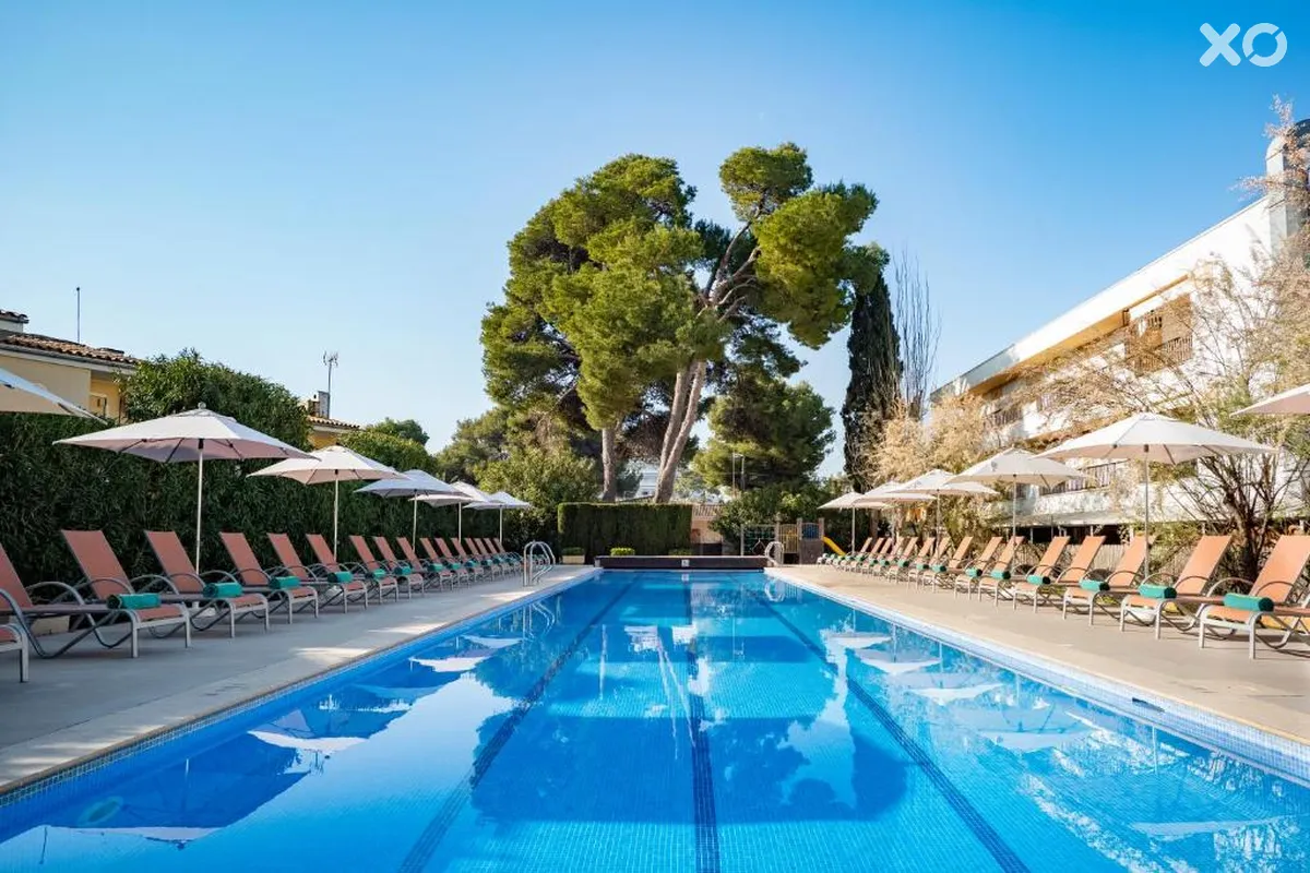 Ivory Playa Hotel