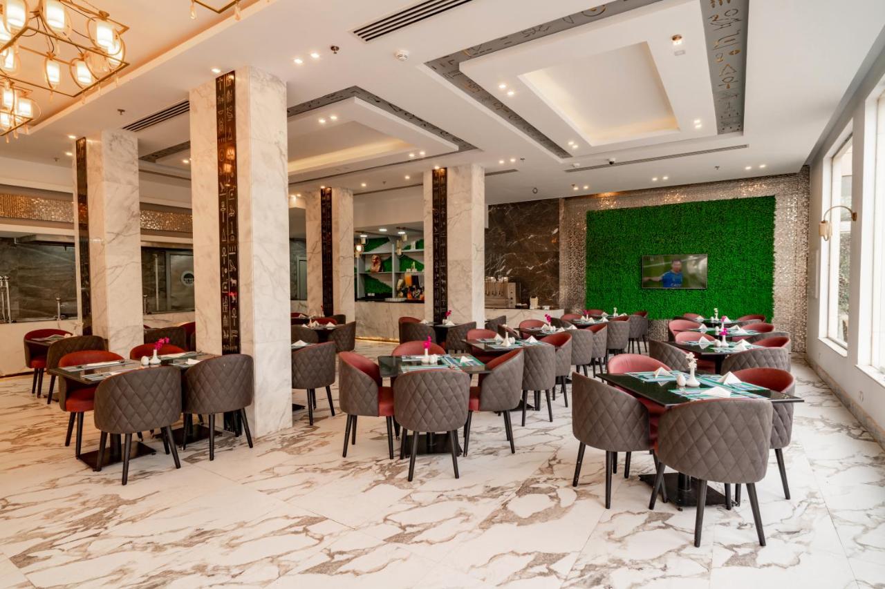 Sphinx Aqua Park Beach Resort