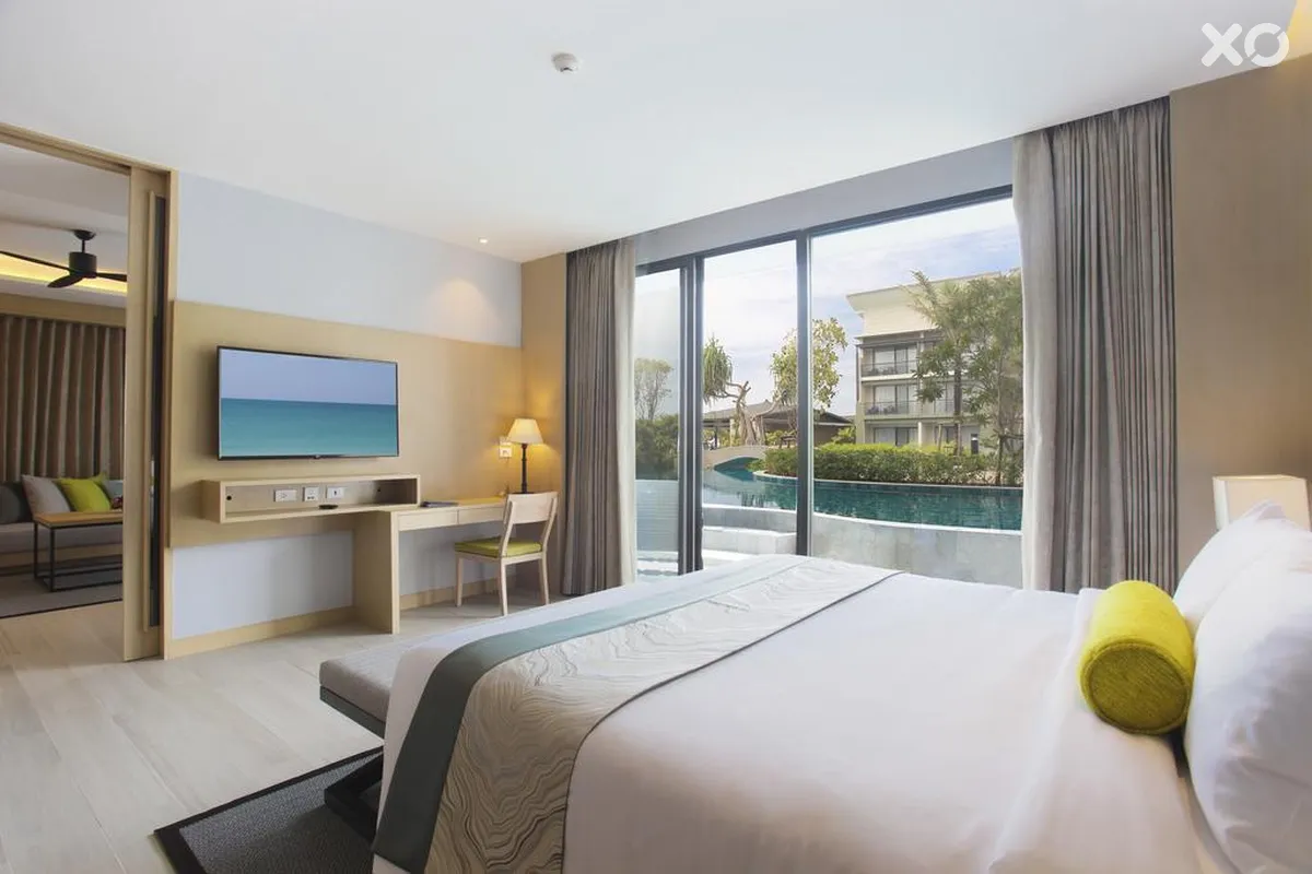 Le Meridien Khao Lak Resort & Spa
