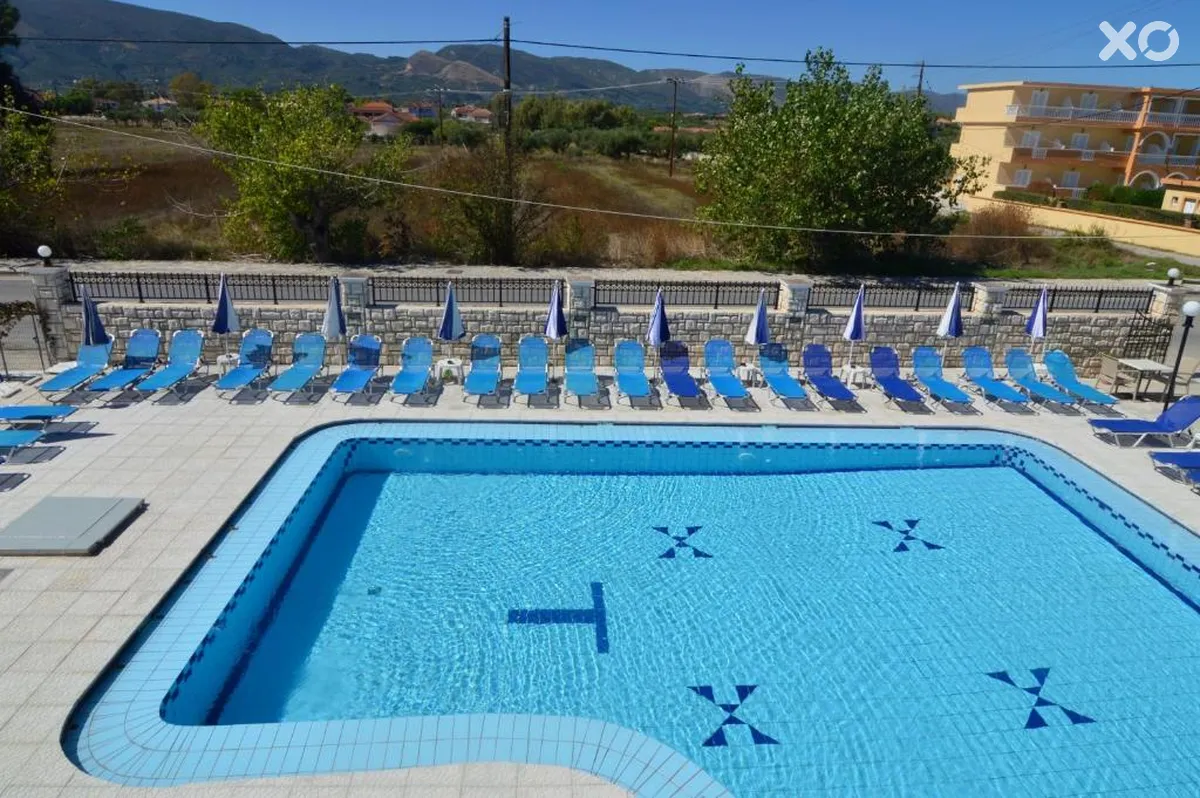 Tassia Hotel