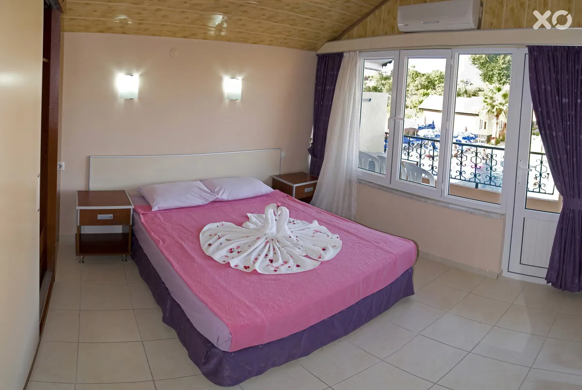 Sayanora Hotel