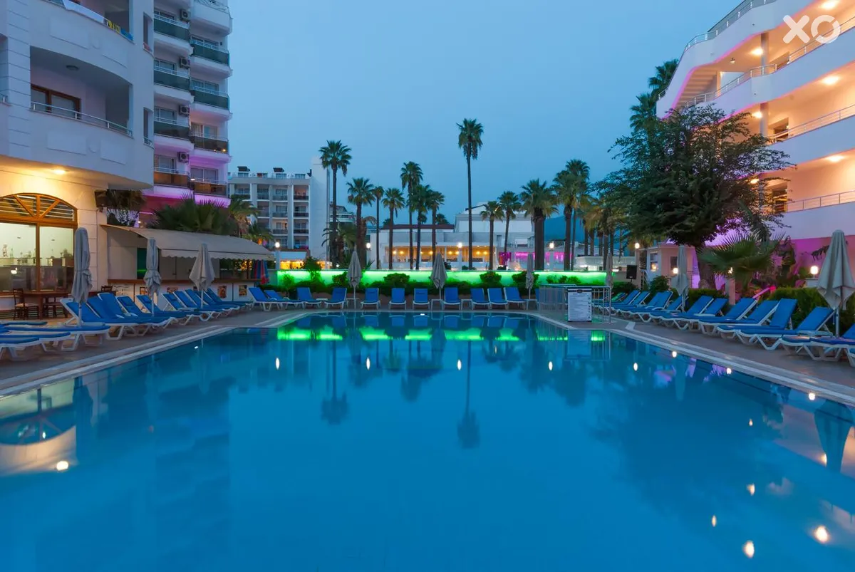 My Dream Hotel
