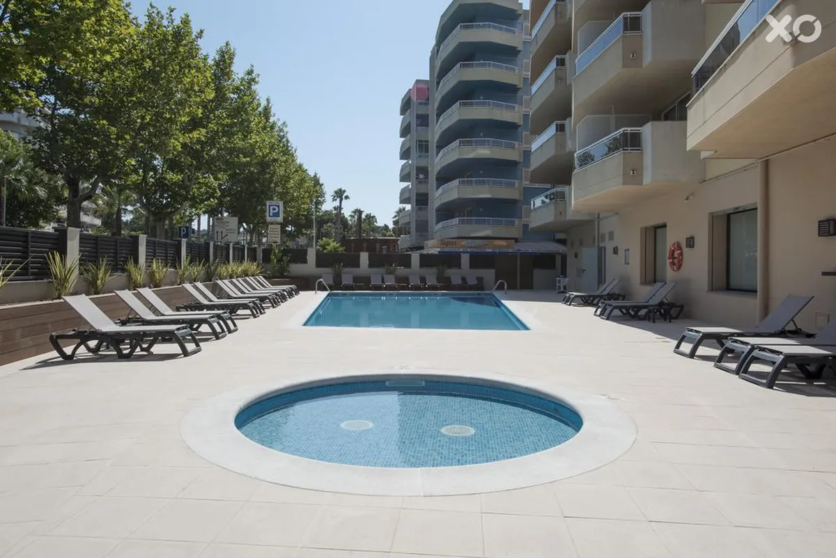 California Apartmentos
