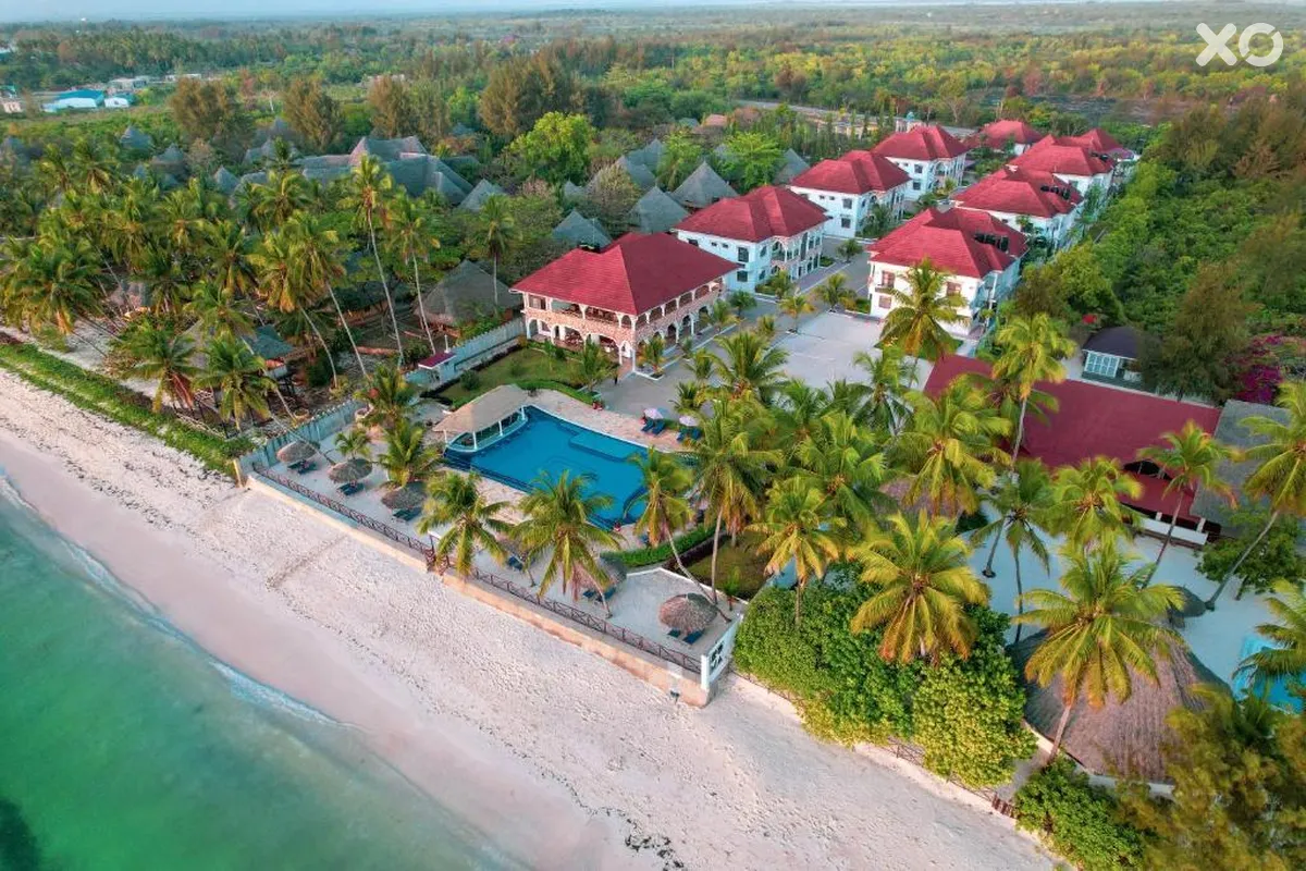 Sunny Palms Beach Bungalows