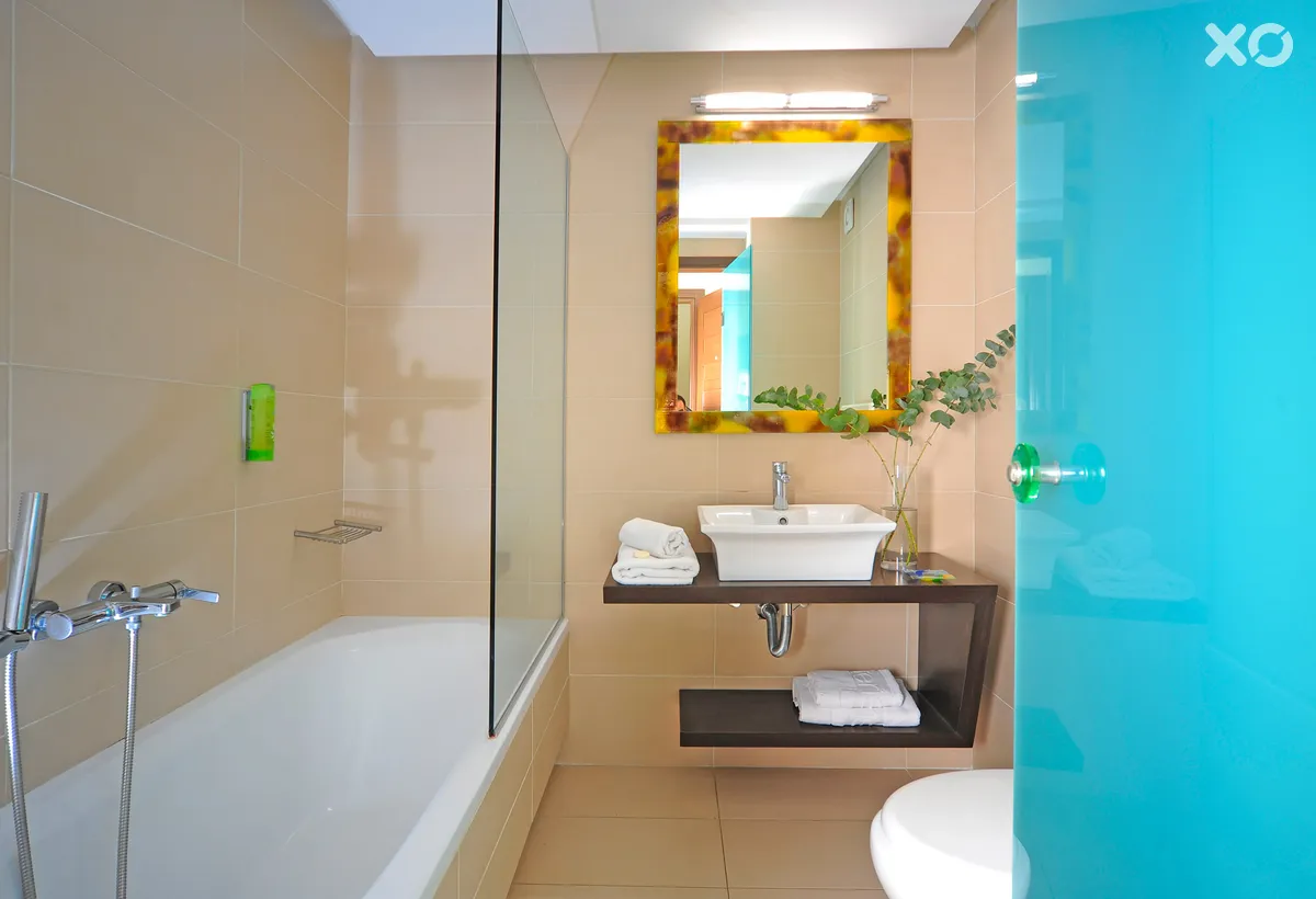 Steris Elegant Beach Hotel