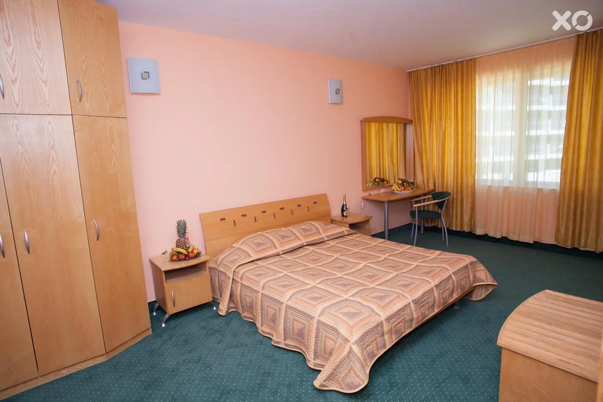 Slavyanski Hotel