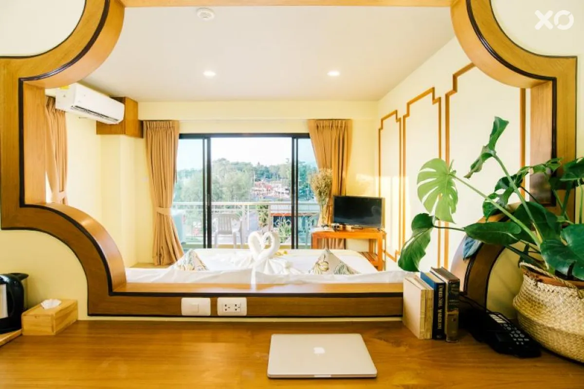 The Pineapple Hotel