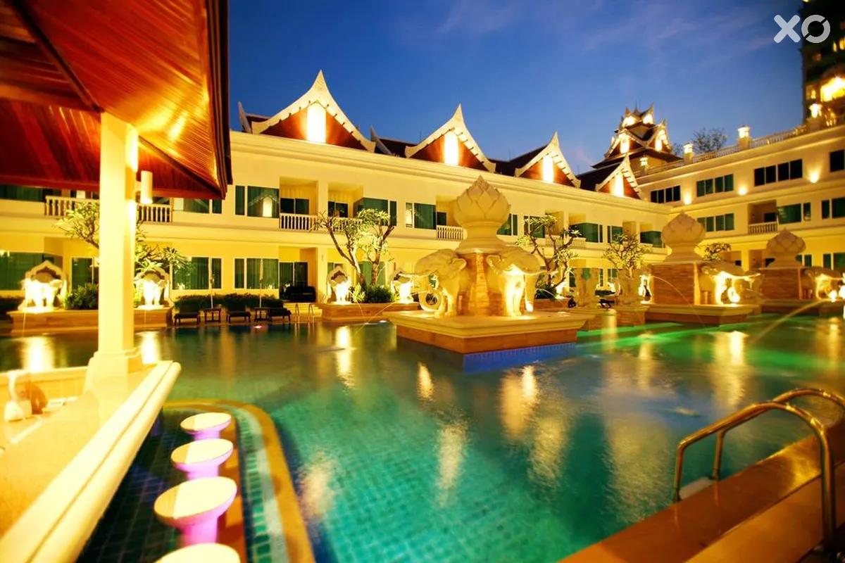 Grand Pacific Sovereign Resort & Spa
