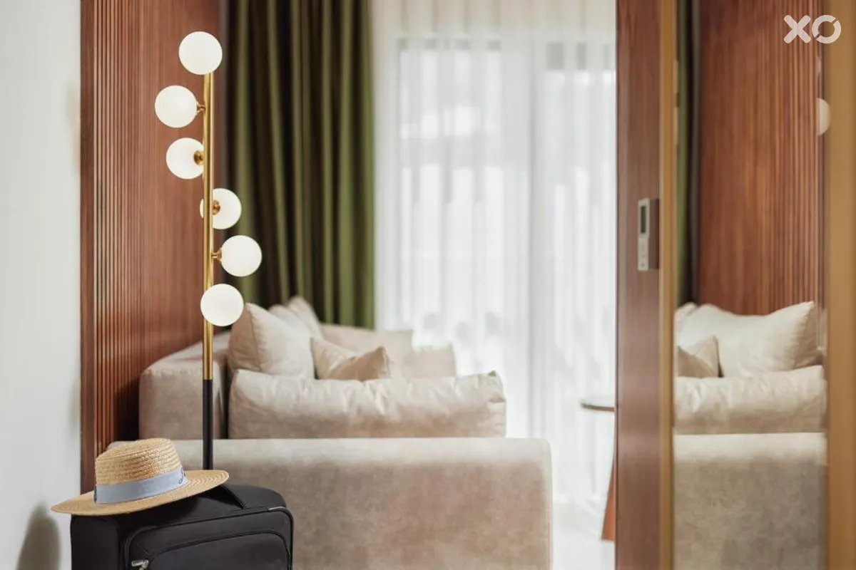 Diplomat Hotel