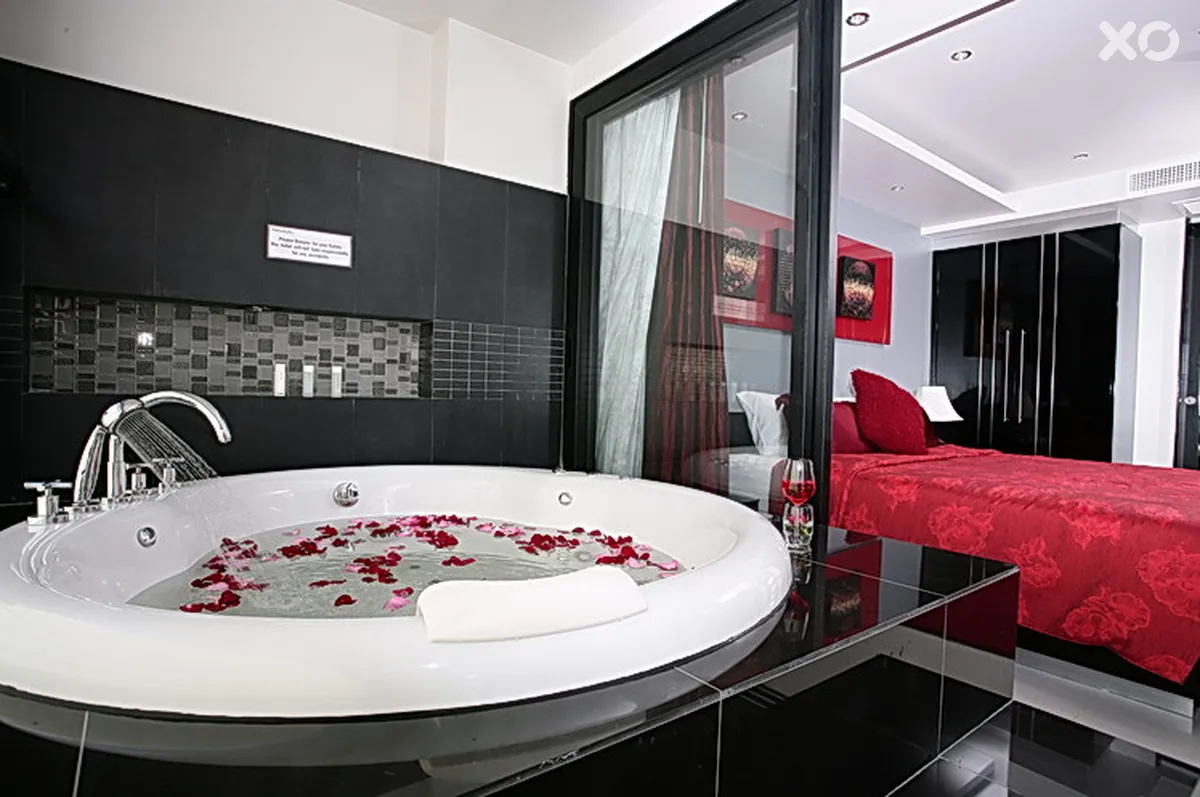 Absolute Bangla Suites