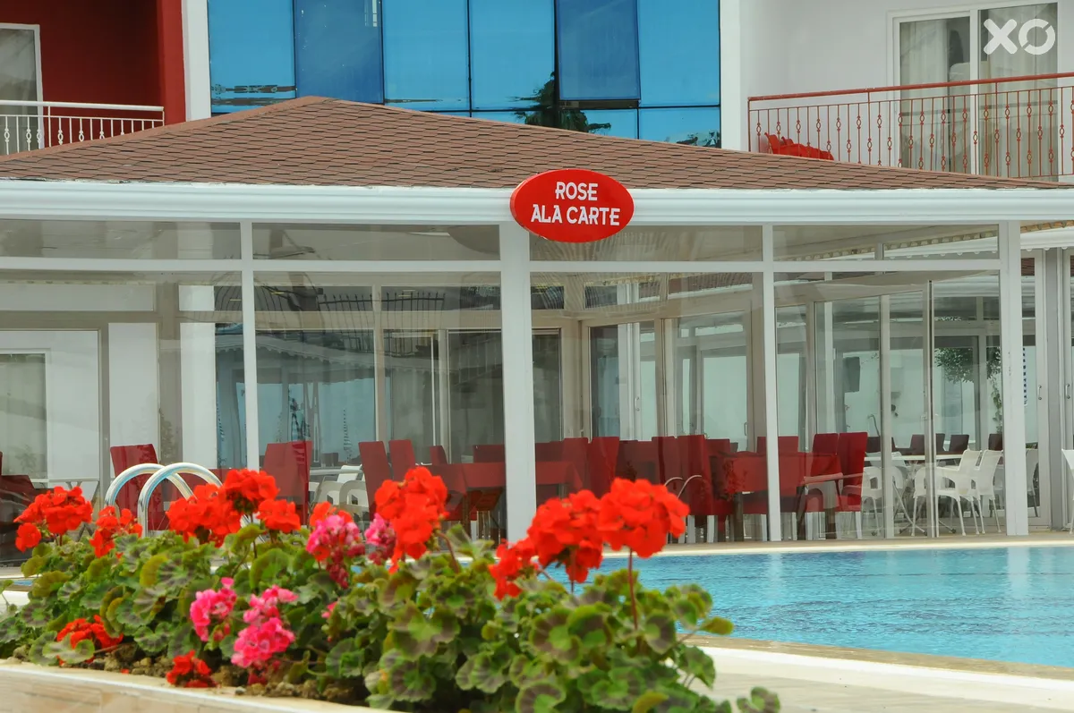 Side Legend Hotel