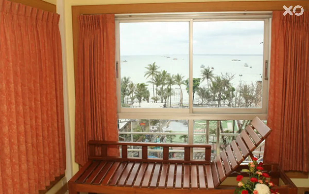 Eastiny Inn Hotel