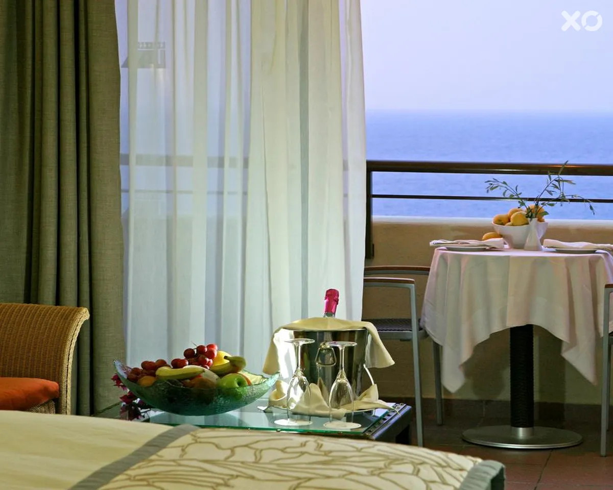 Rhodes Bay Hotel & Spa